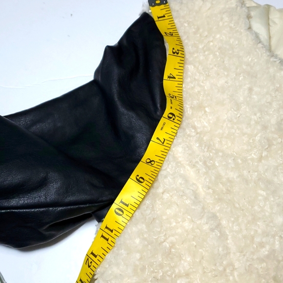 American Eagle  Outfitters size M/M Excellent conditions - Picture 10 of 17